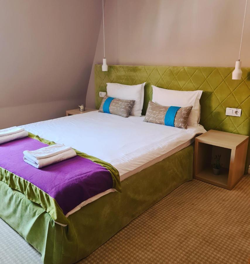 Casa Grinda Hotel Sibiu Ngoại thất bức ảnh