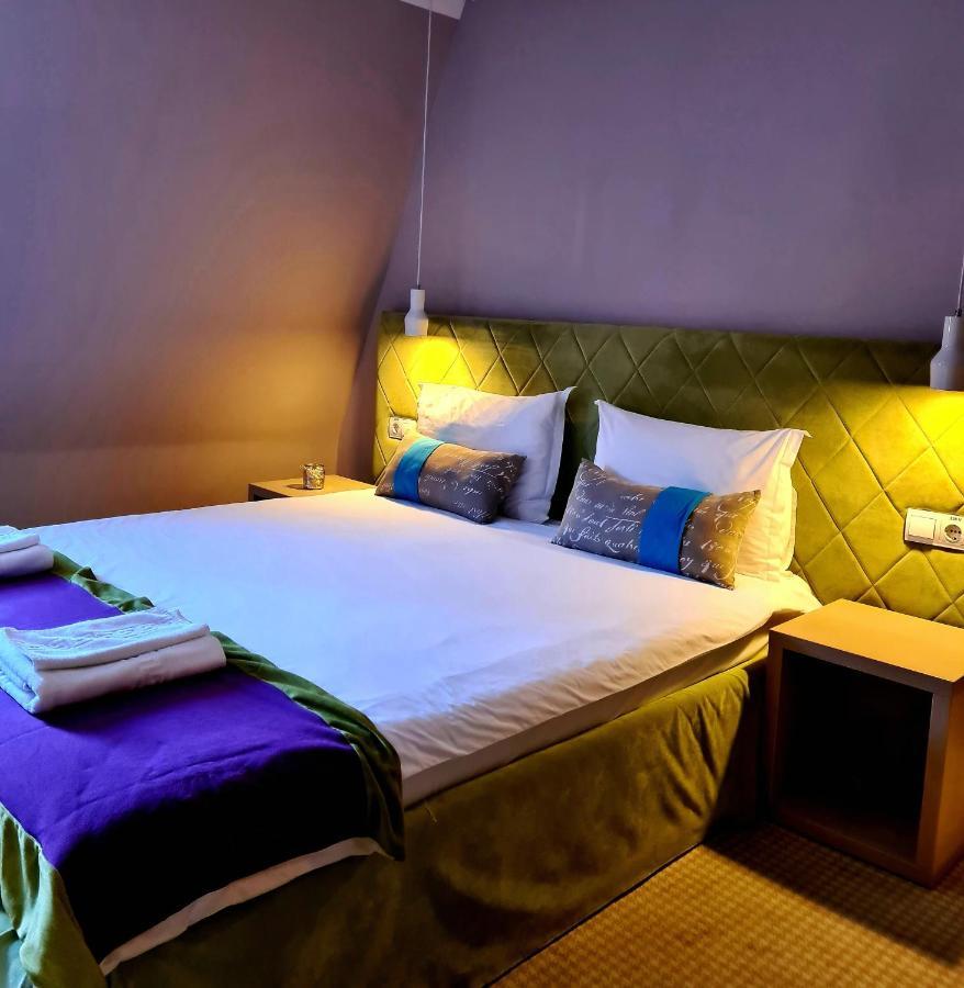 Casa Grinda Hotel Sibiu Ngoại thất bức ảnh