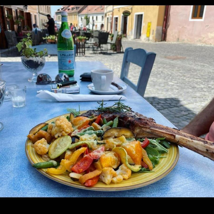 Casa Grinda Hotel Sibiu Ngoại thất bức ảnh